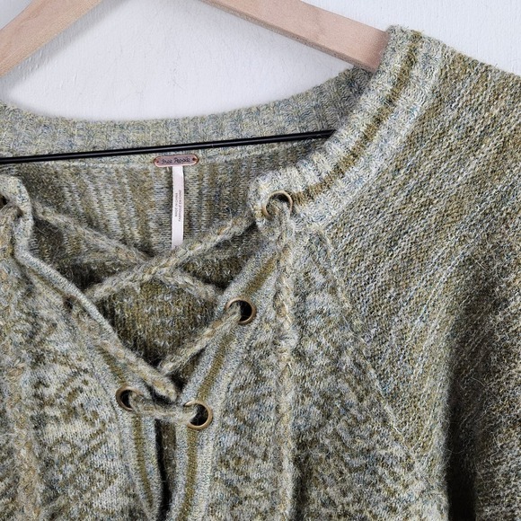 Free People Hoops‎ and Hollas Sweater Top XS Moss Green - Picture 4 of 9